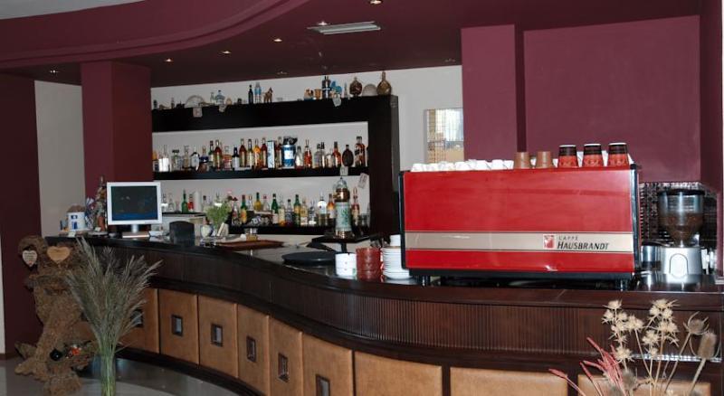 Royal 3* Saranda